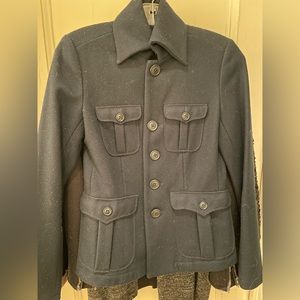 Lucky Brand navy wool blazer with 4 buttoned pockets, pleated back & double vent